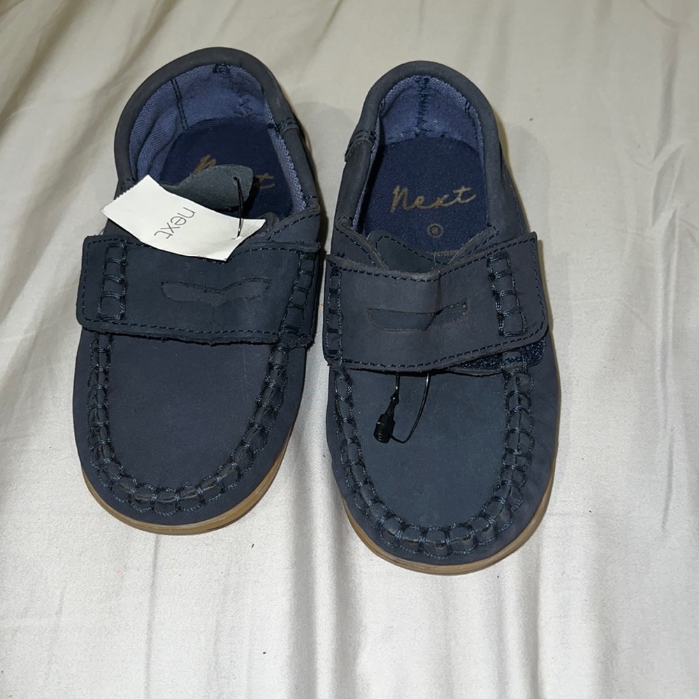 Kids dress shoes